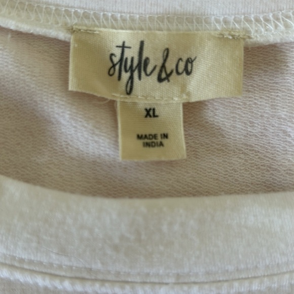 Macy’s Style & Co XL Women’s Sweatshirt “Vacay” Graphics Cold Weather Coming - Picture 3 of 11